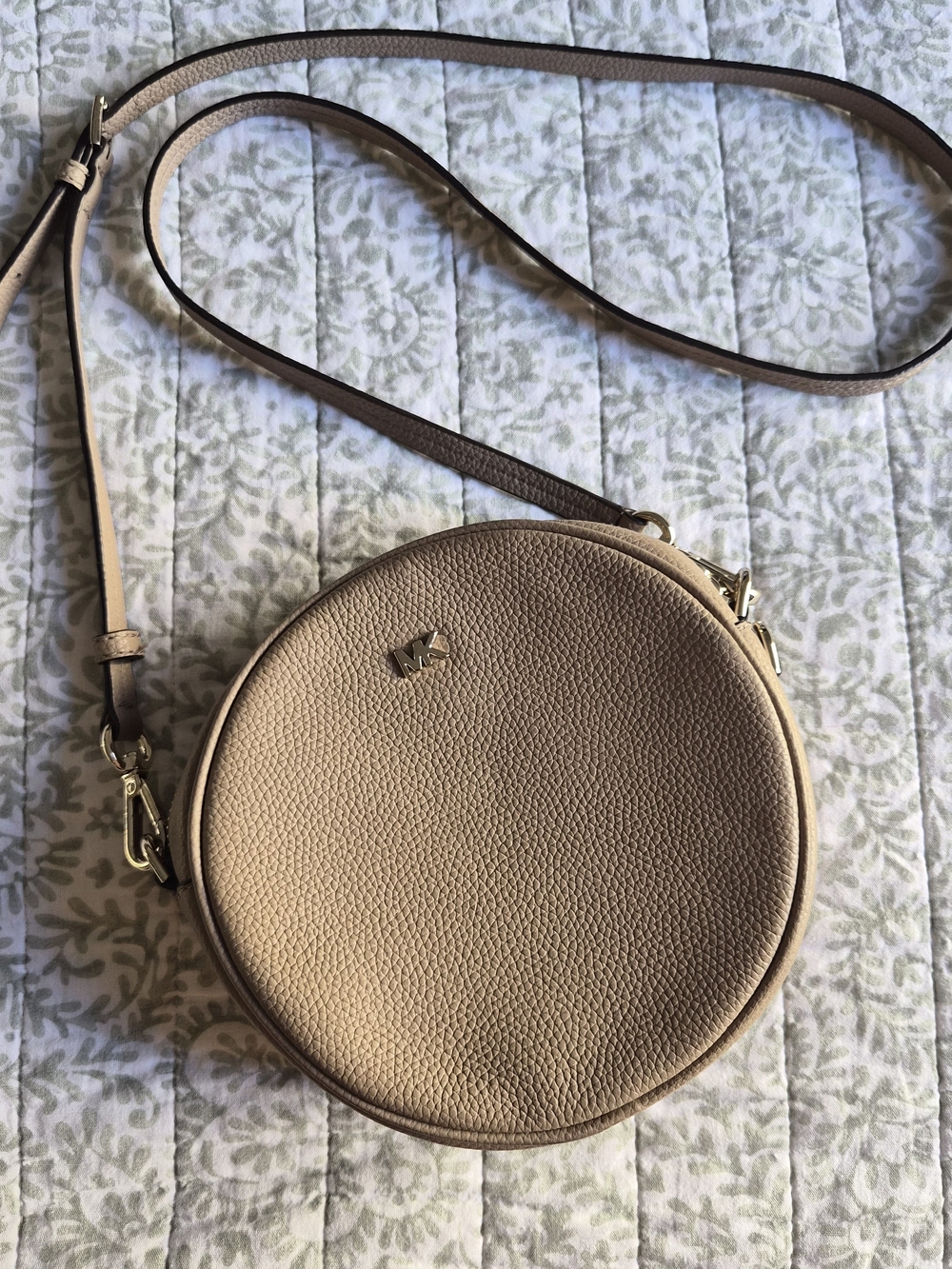 Michael Kors Round Canteen Crossbody Bag Pebbled Leather Taupe Beige